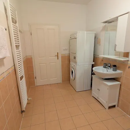 Apartamento Riverside Gem W Balcony View Praga